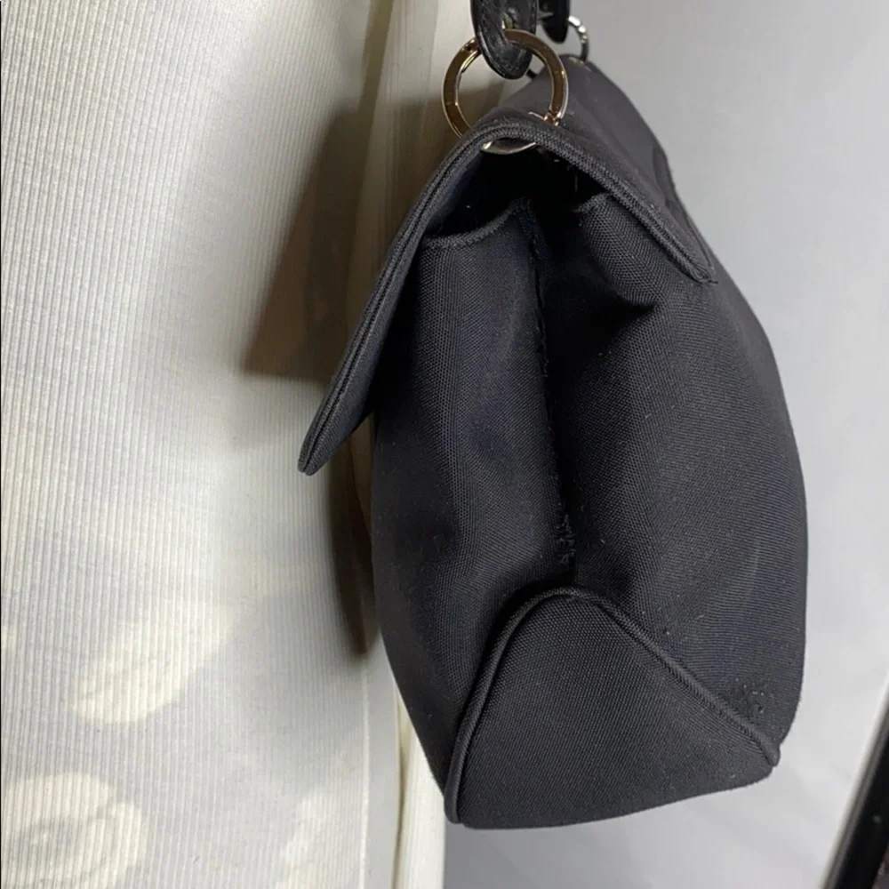 Salvatore Ferragamo Vara Black Shoulder Bag